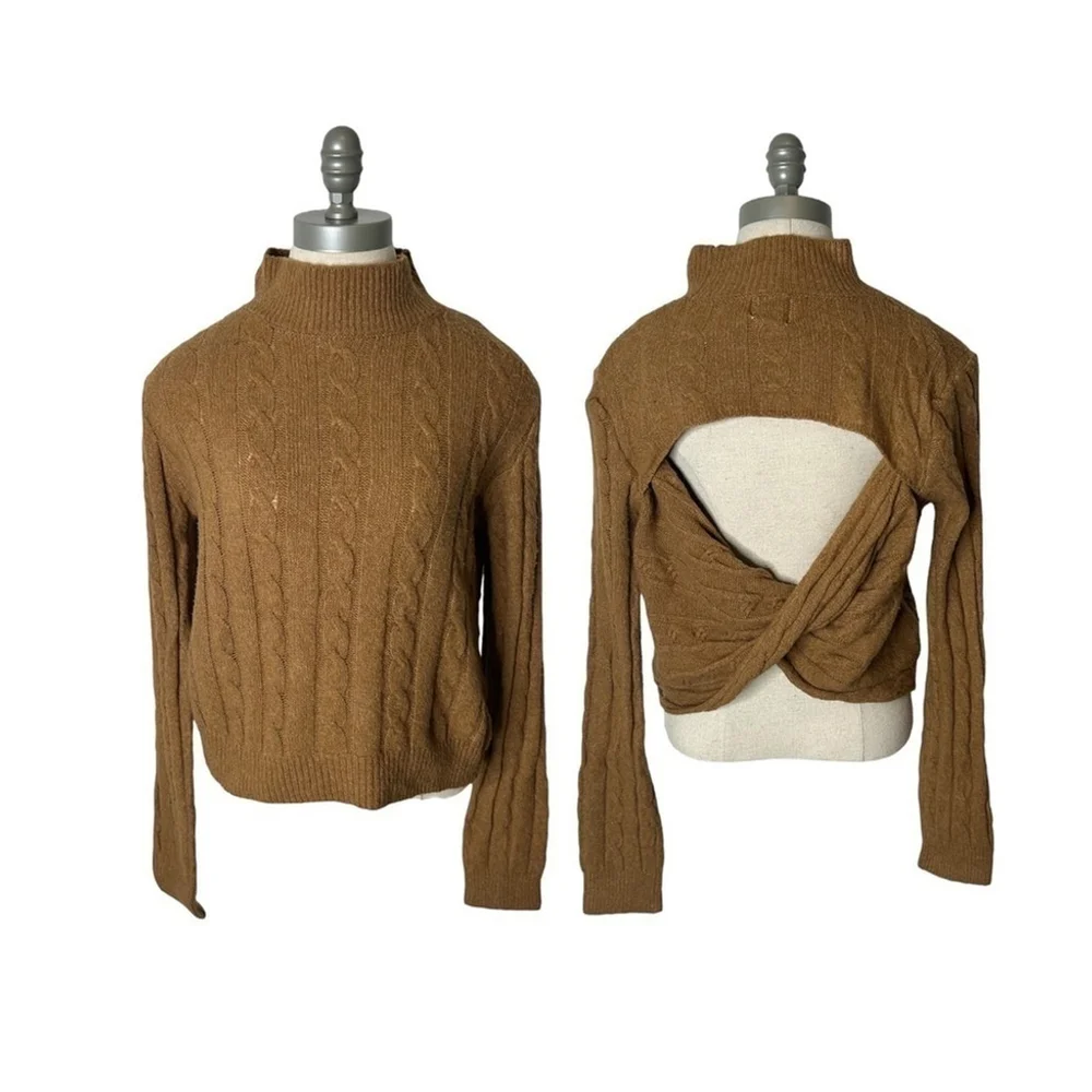Hippie Rose Women’s Tawny High Neck Back Cutout Long Sleeve Knit Sweater Small